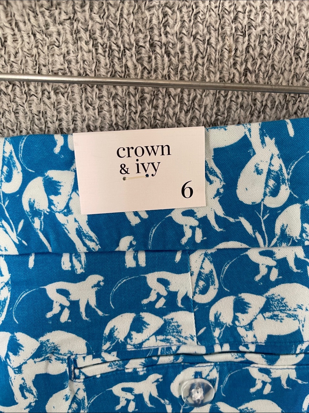 Crown & Ivy Blue White Elephant Monkey Scalloped Short Size 6 - Picture 10 of 10